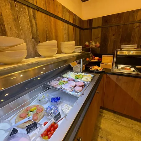 迪潘登思中央公寓